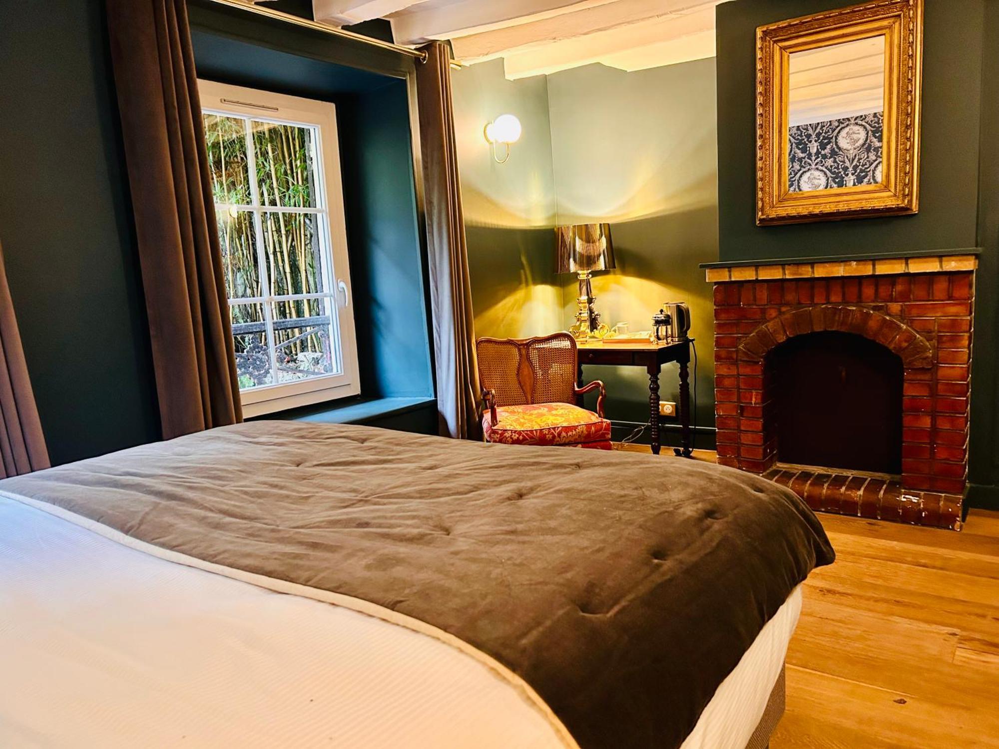 L'Auberge Du Chateau Dampierre  Экстерьер фото